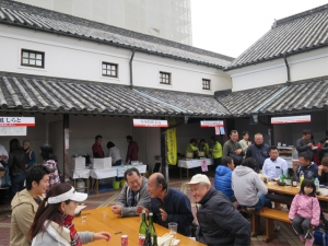 祝宴「金陵・初しぼり」　振舞い酒＆讃岐グルメ＆賑わいステージ