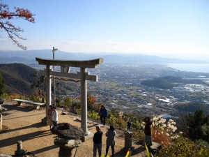 高屋神社「天空の鳥居」が一度は泊まりたい美しいパワースポット全国2位　　※2月1日空室ございます