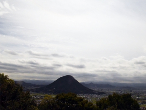 【青の山山頂展望台】瀬戸内海の他島美と市街地を見渡せる絶景パノラマ！