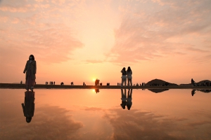 【父母ヶ浜】瀬戸内海の天空の鏡★香川の絶景フォトスポット