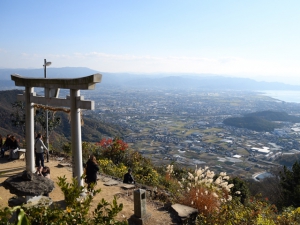 高屋神社「天空の鳥居」